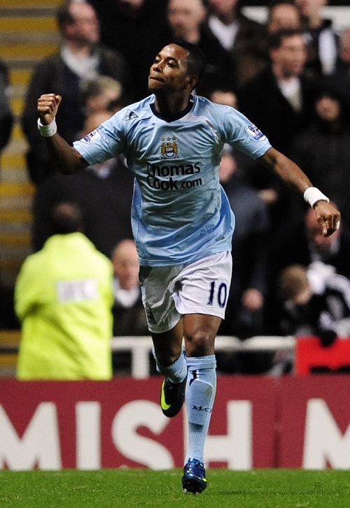 德甲金靴英超落寞 转战意甲9轮0球1助 米兰3700万欧要打水漂（从德甲射手王到英超失意，意甲9战0球1助，米兰3700万欧或成冤枉钱）