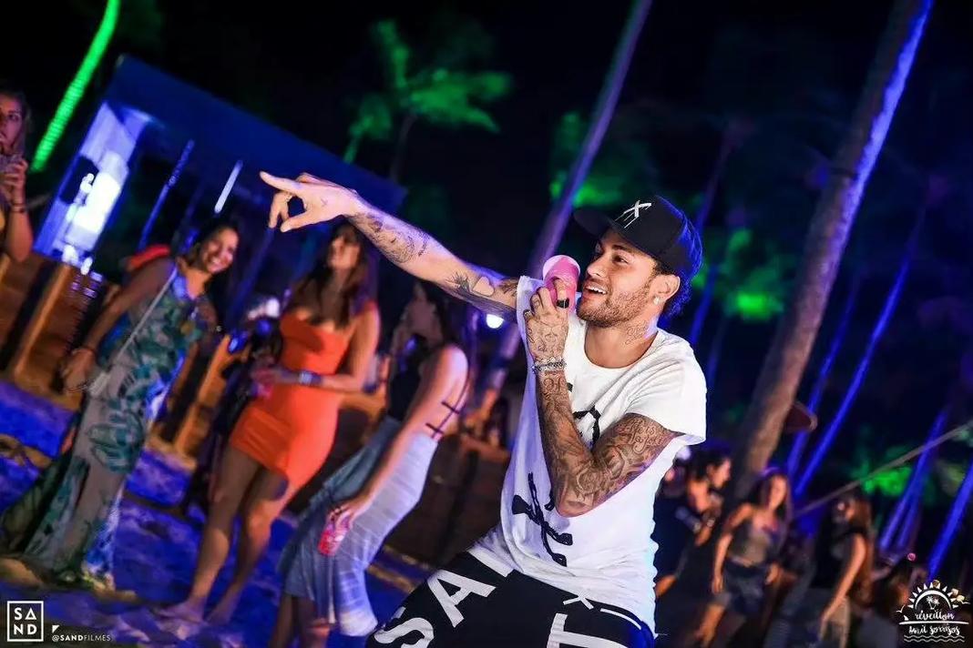 你抢到票了吗？足协杯决赛开票1分钟内所有分区开售票均售空