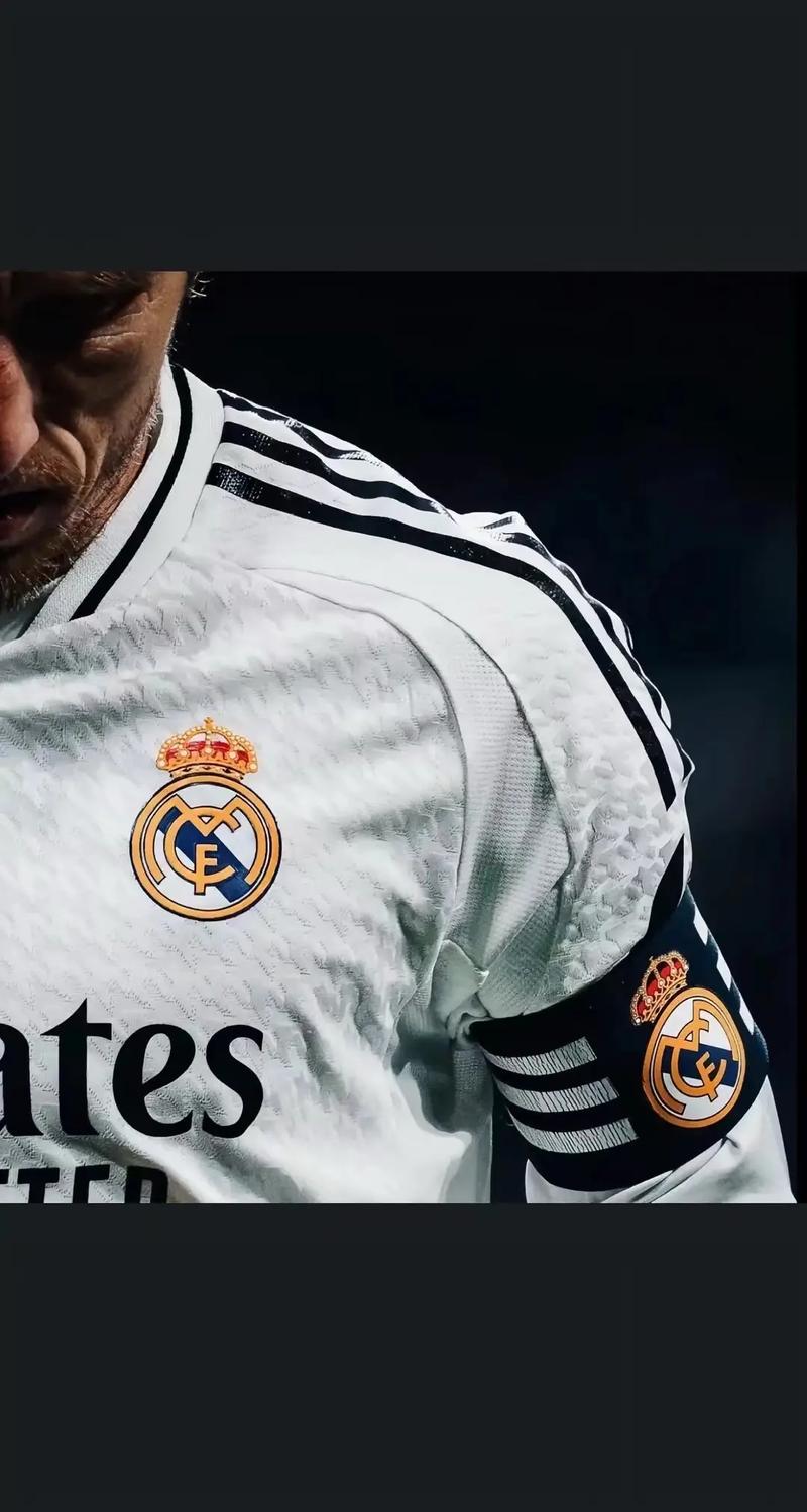 43.3米超远吊射破门，亚当斯创造本赛季英超最远距离进球