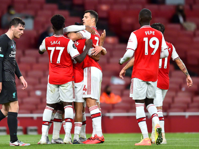 库尔图瓦：我们其实踢得还不错，球员都支持阿隆索