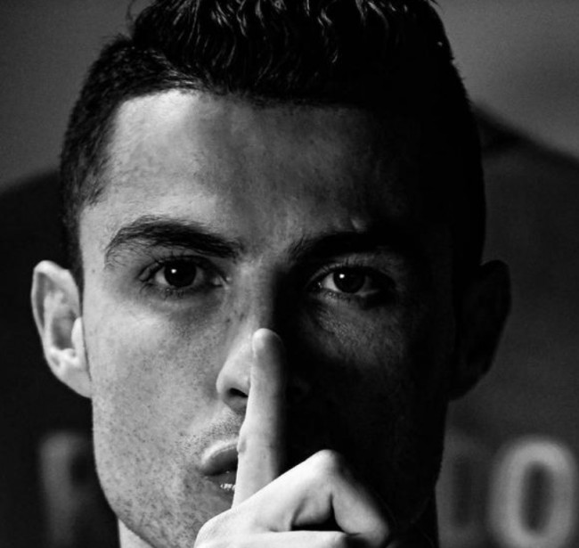 记者：多队关注赫塔16岁中场艾希霍恩，球员解约金1000-1200万